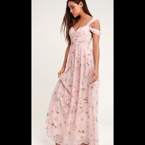 Lulu’s Make Me Move Light Floral Pink maxi dress M